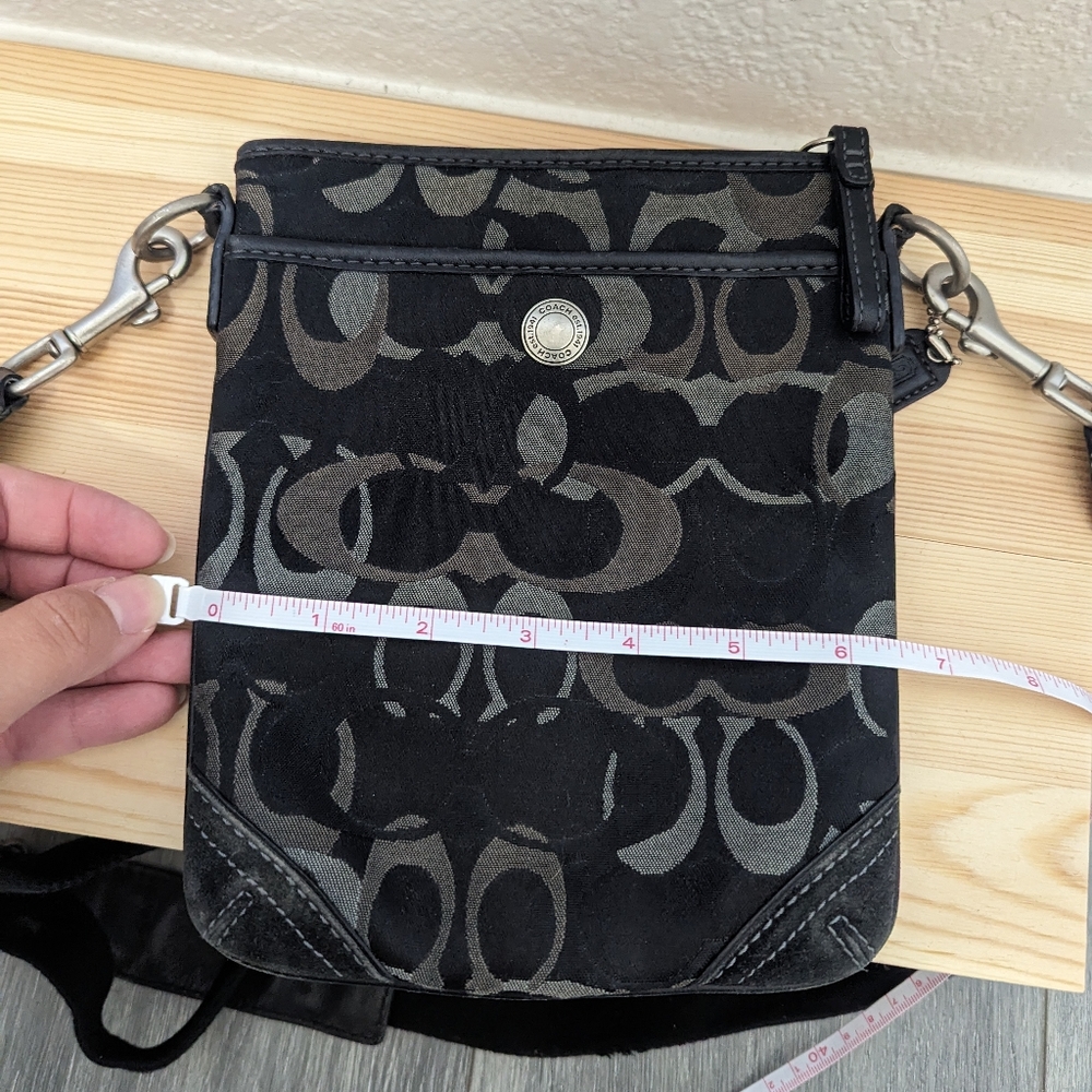 Vtg Coach Optic Signature logo Swingpack Crossbody Shoulder Bag Purse Y2K Black - Picture 4 of 7